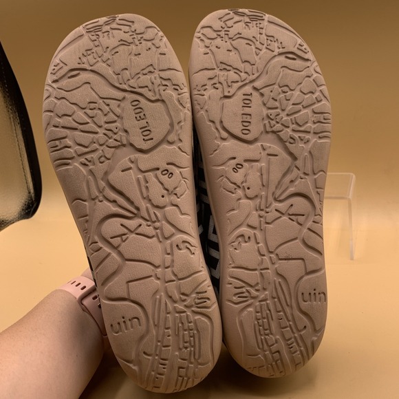 UIN Men's Thread of Maze Slip-on Casual Shoes Black/White Travel- Size 8.5 - Picture 6 of 8